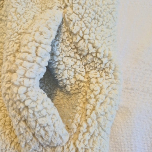 Mini Boden girls size 9-10 years hooded Sherpa fleece jersey lined vest VGUC - Picture 5 of 6